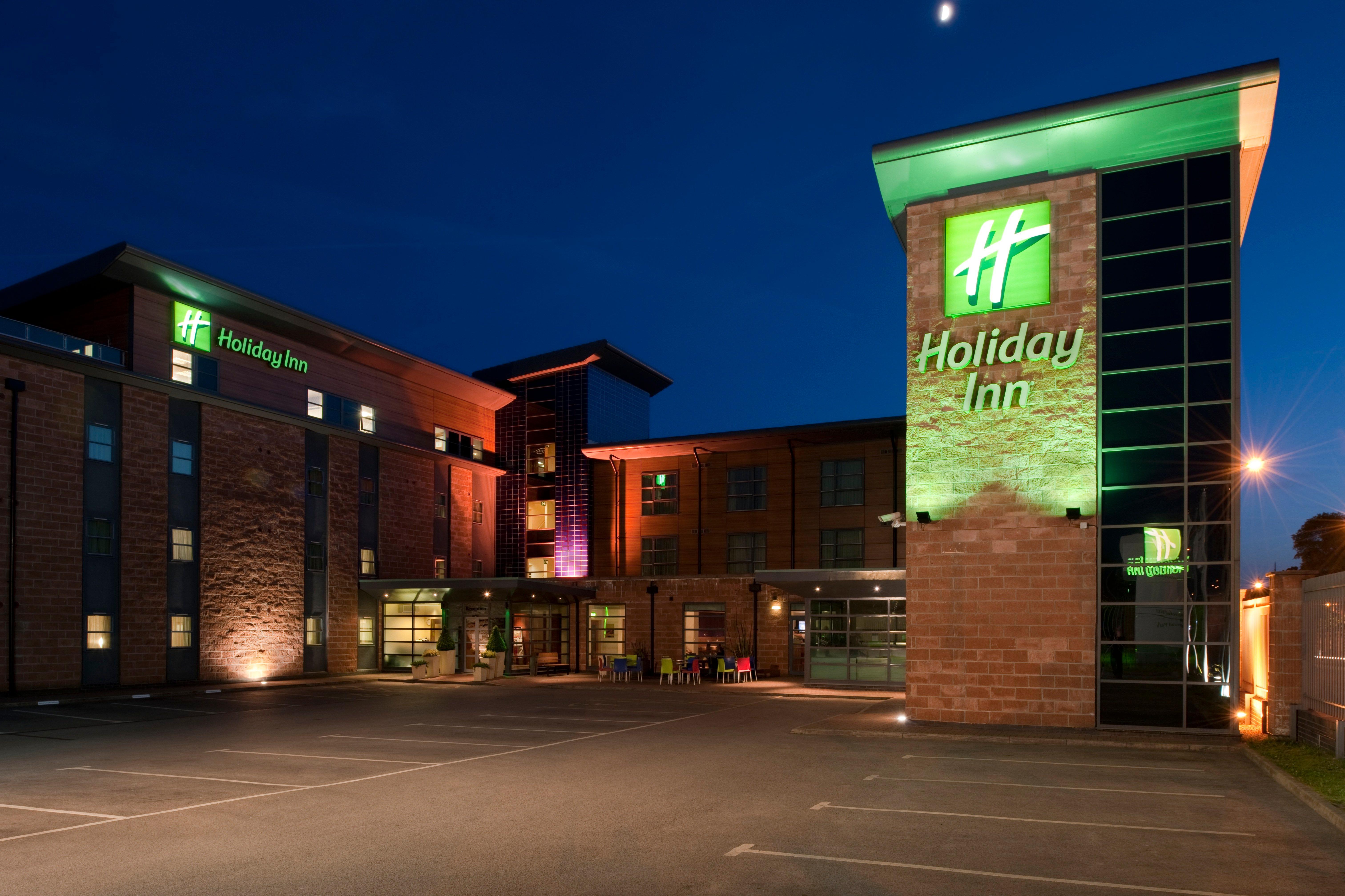 Holiday Inn Manchester - Central Park, An Ihg Hotel Exterior foto