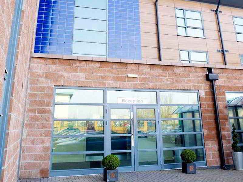 Holiday Inn Manchester - Central Park, An Ihg Hotel Exterior foto