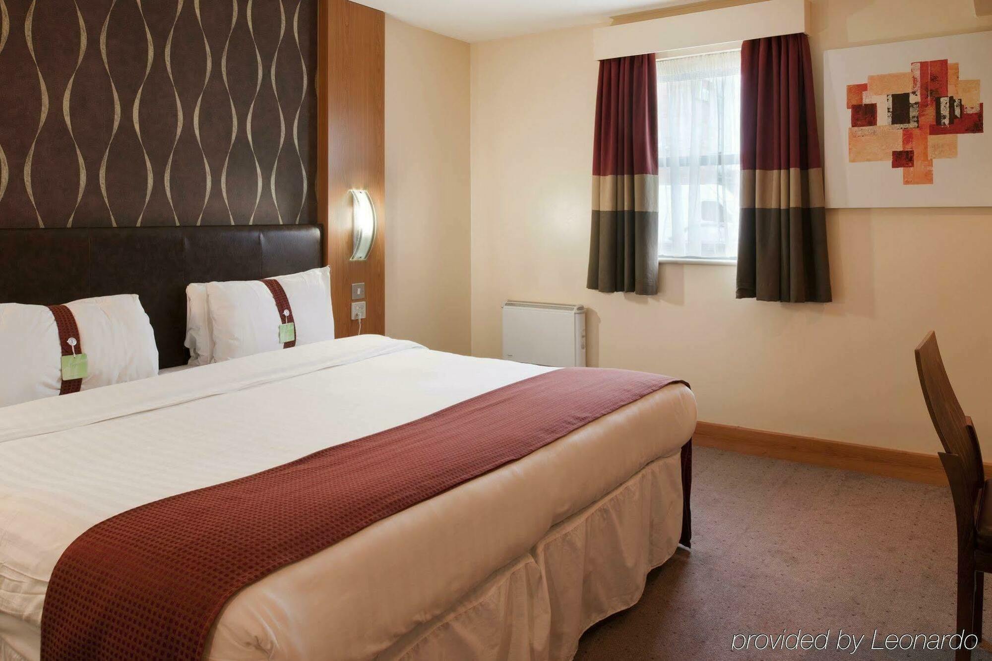 Holiday Inn Manchester - Central Park, An Ihg Hotel Exterior foto