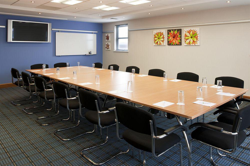 Holiday Inn Manchester - Central Park, An Ihg Hotel Facilidades foto